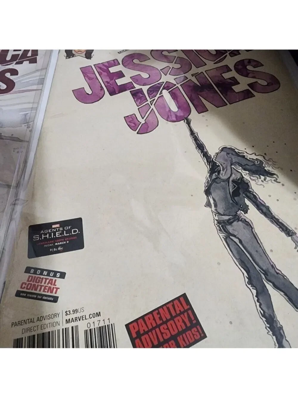 Pre Owned Jessica Jones 2 pcs Comic Books